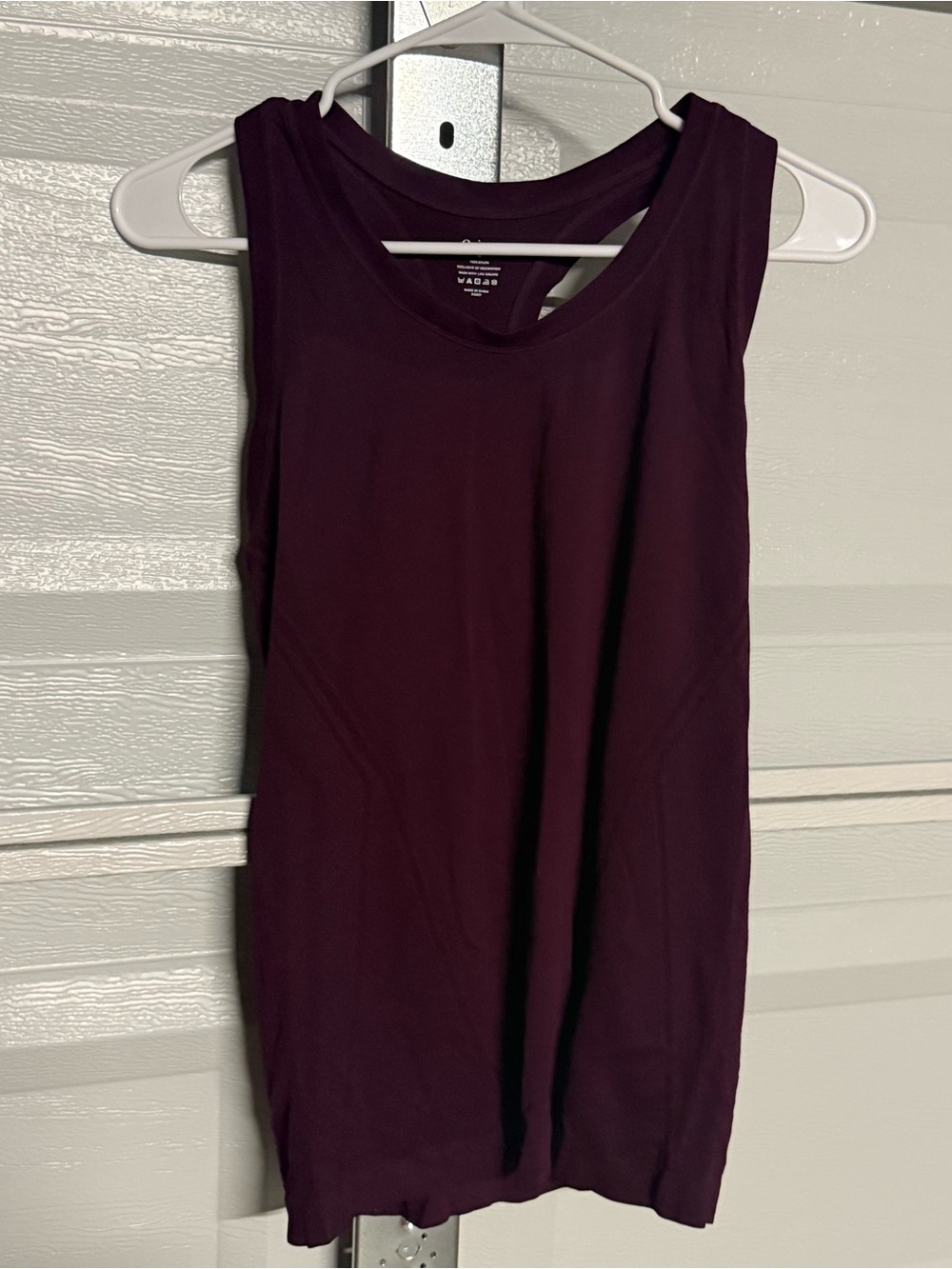 Quince  Racerback Tank Top Plum size medium